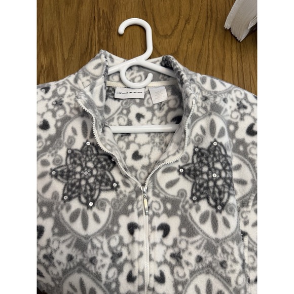 Alfred Dunner Jackets & Blazers - Alfred Dunner Women's XL Fleece Zip Up Jacket In Floral Mandala Pattern